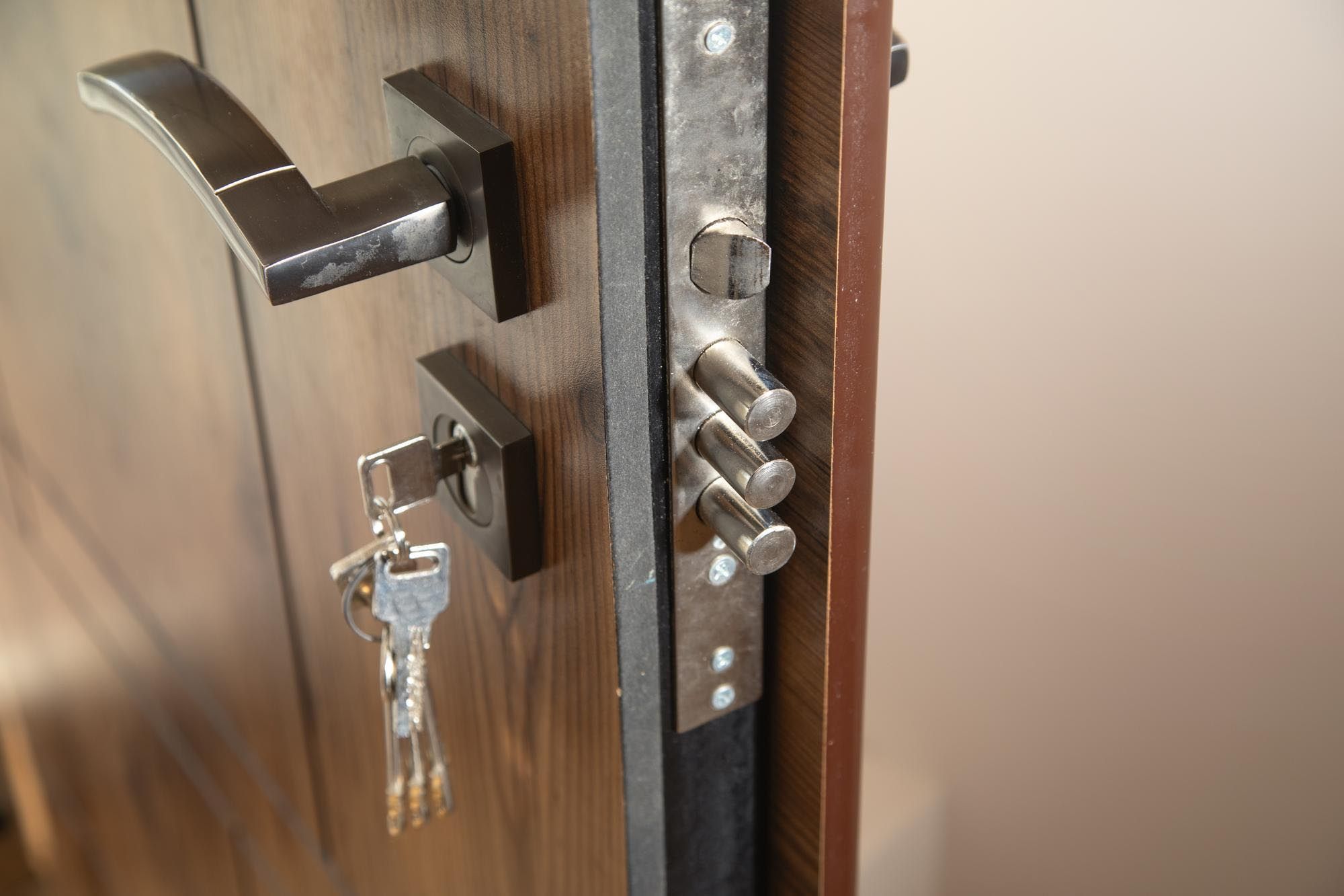 House, Car, or Office Lockout in Indianapolis: Which Locksmith Service Do You Need?